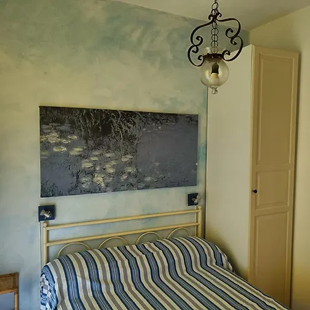 Versilia - Con Giardino * مارينا دي بييتراسانْت