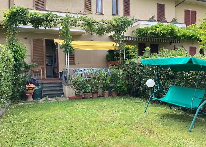 Versilia - Con Giardino Marina di Pietrasanta