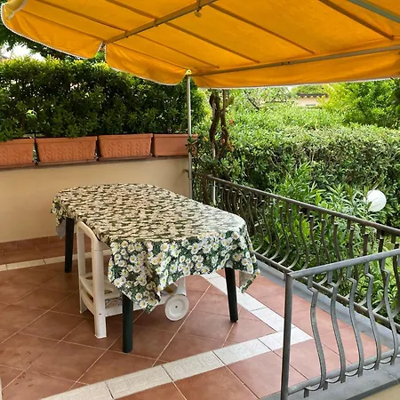 Versilia - Con Giardino * Marina di Pietrasanta